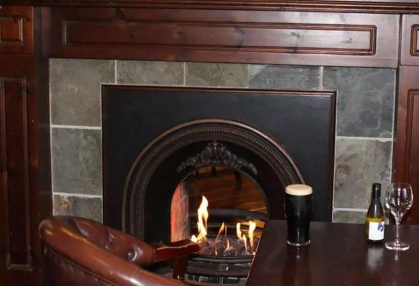 호텔 Killarney Court