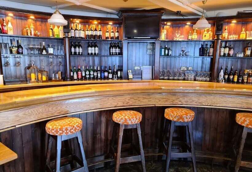 호텔 Killarney Court