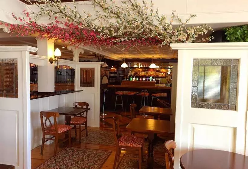 호텔 Killarney Court