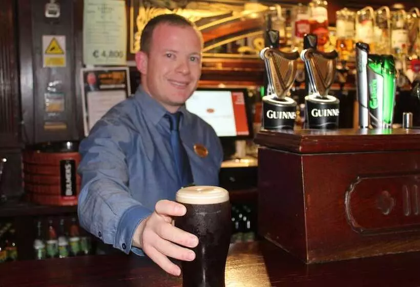 호텔 Killarney Court