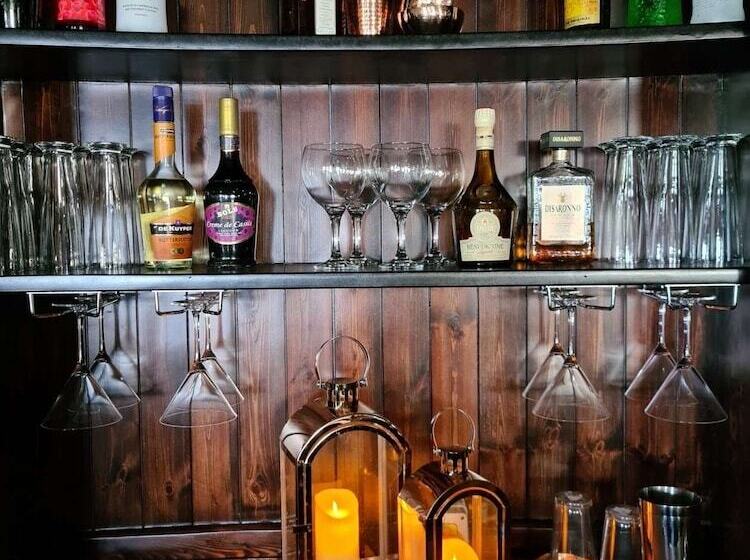 호텔 Killarney Court