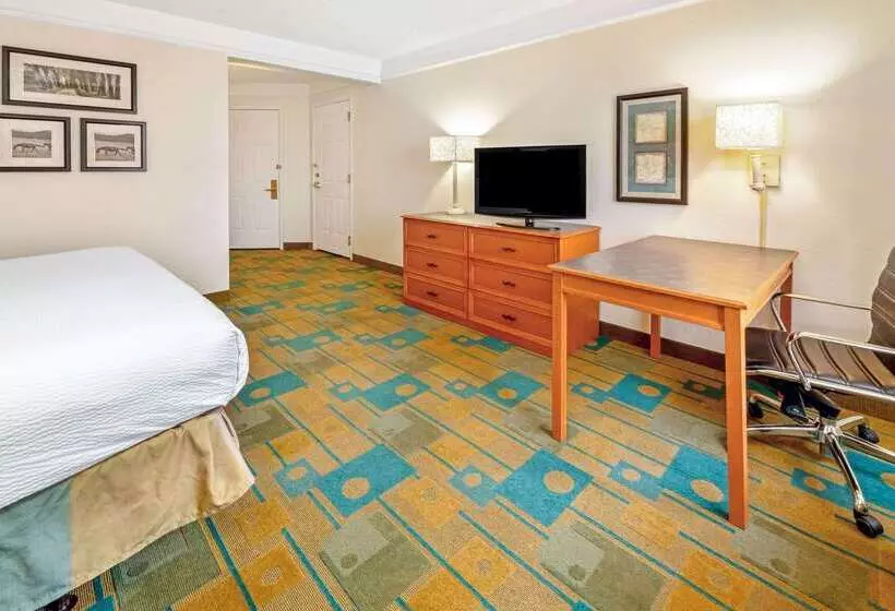 酒店 La Quinta By Wyndham Salt Lake City Airport