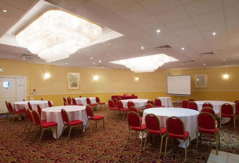 London Chigwell Prince Regent Hotel, Bw Signature Collection