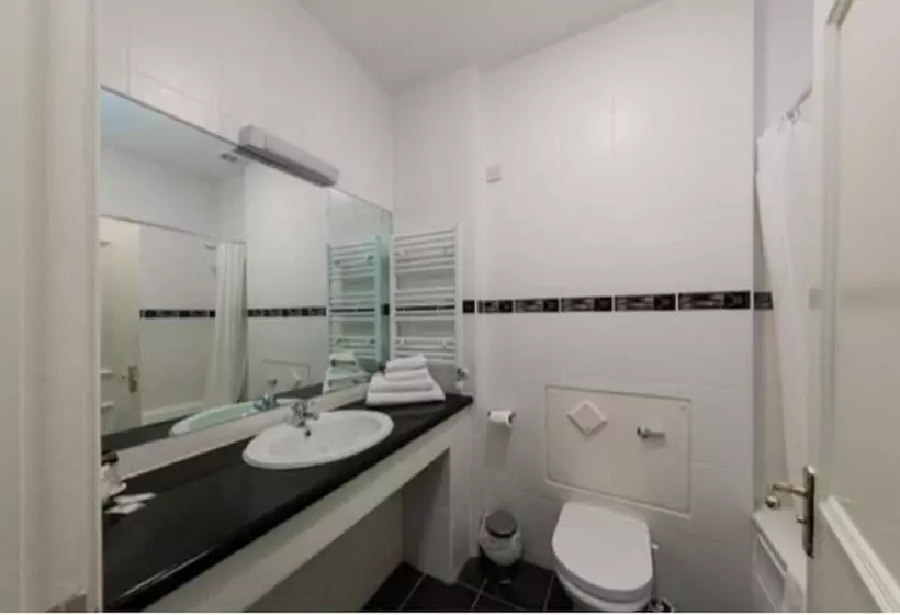 ホテル The Abbeyleix Manor