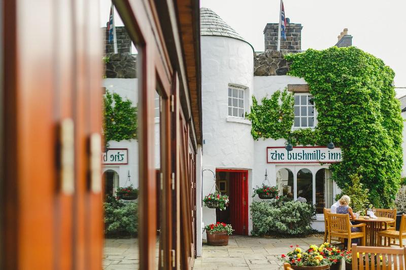 酒店 The Bushmills Inn