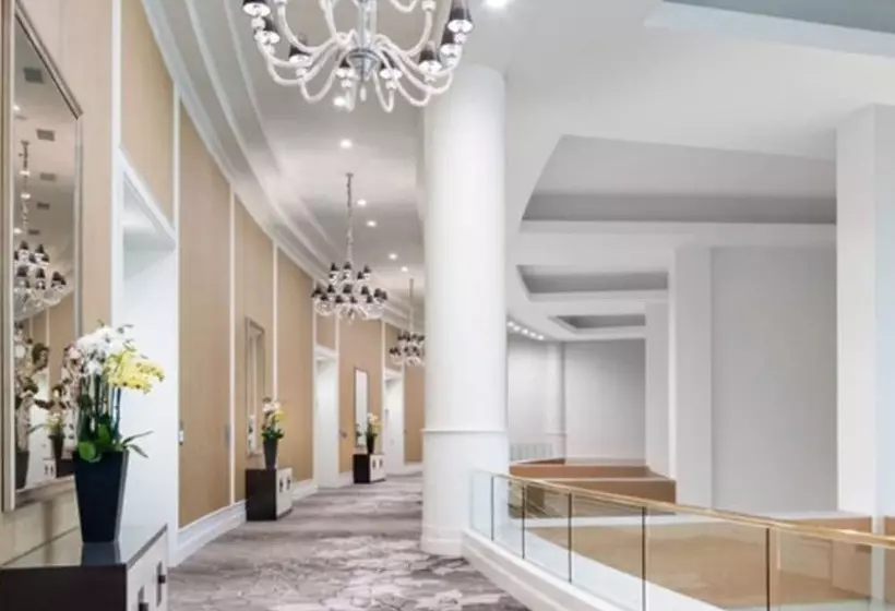 هتل The Commerce Casino &