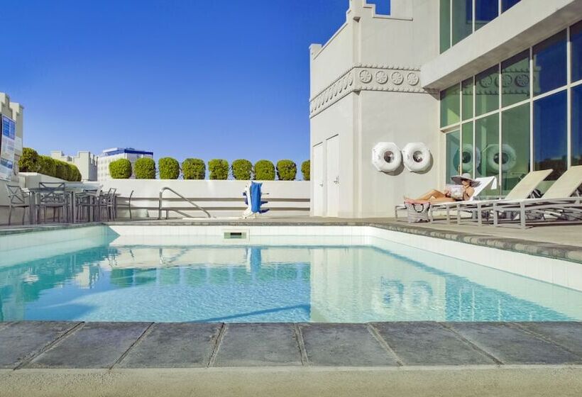 فندق The Commerce Casino &