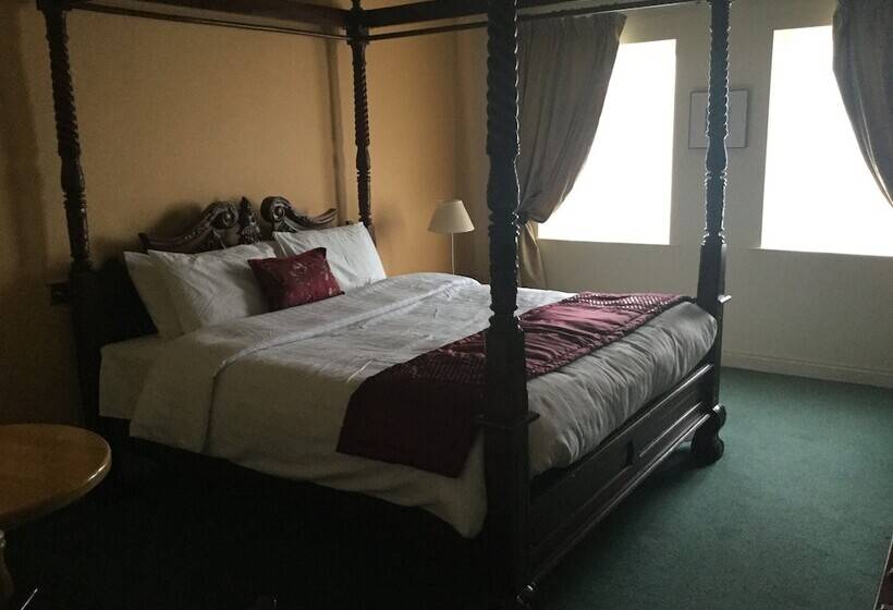 فندق The Lanterns