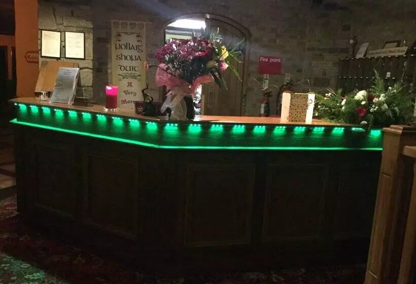 Отель The Lanterns