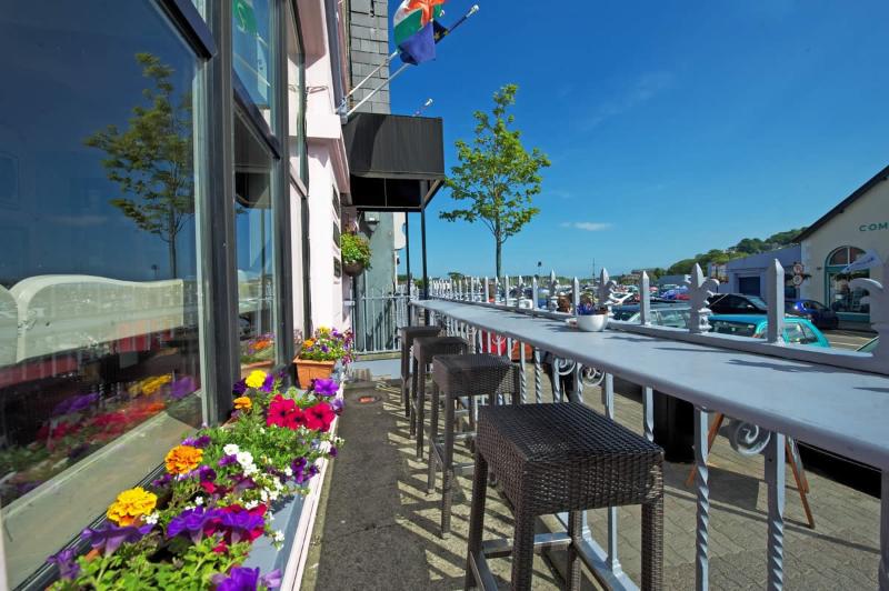 هتل The Old Bank Town House