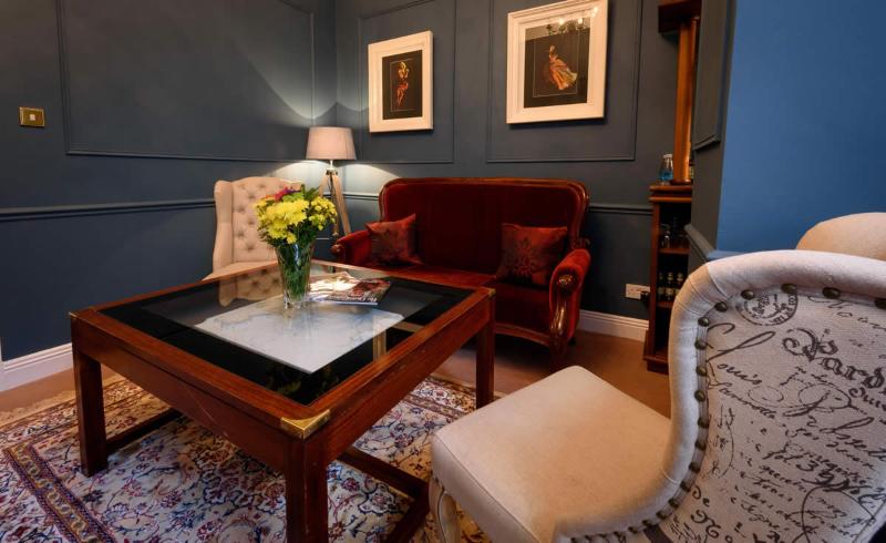 هتل The Old Bank Town House