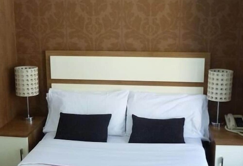 فندق The White Lady