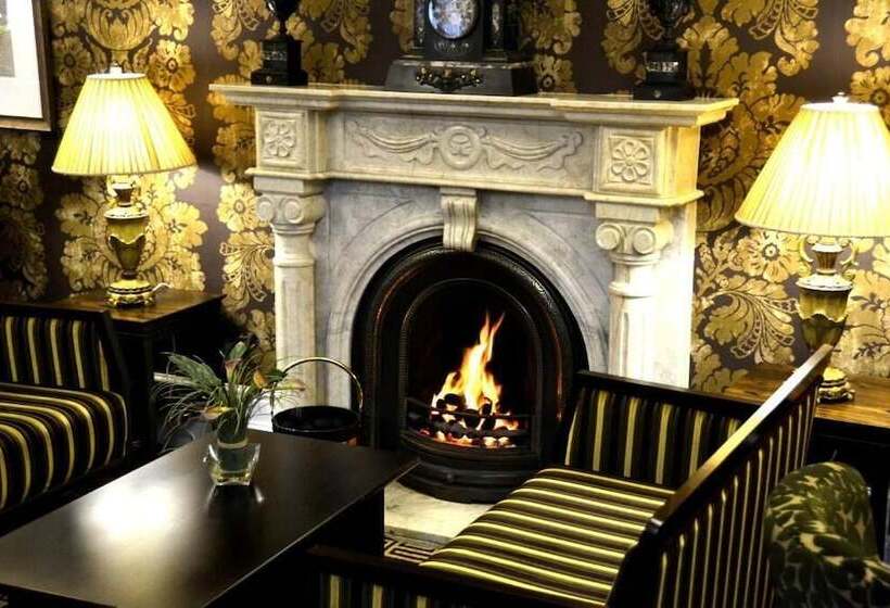 Hunday Manor Country House Hotel