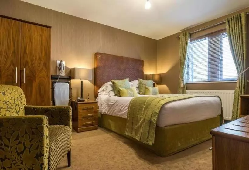 Hunday Manor Country House Hotel