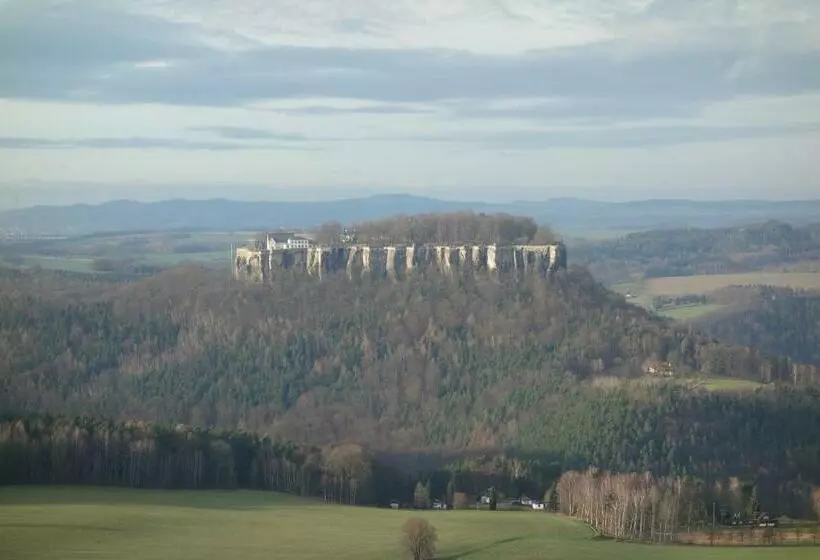Retkeilymaja Gasthaus Zum Wanderstübel