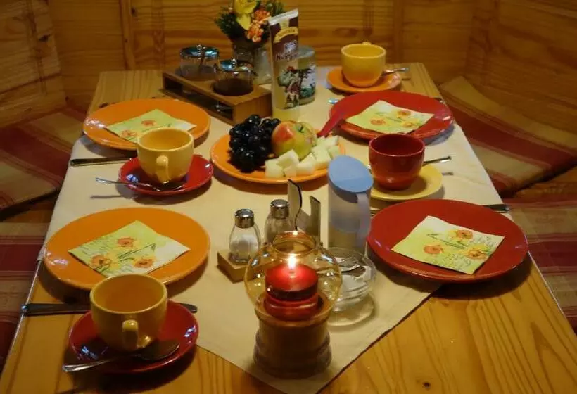 Retkeilymaja Gasthaus Zum Wanderstübel