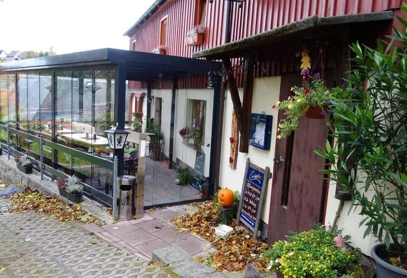 Retkeilymaja Gasthaus Zum Wanderstübel