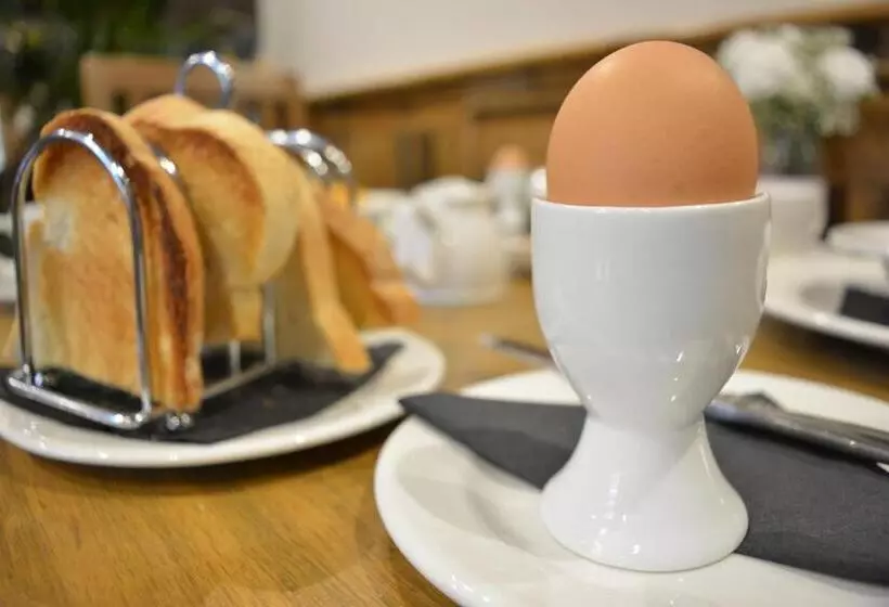 Retkeilymaja Greyhound Inn