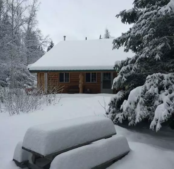 Retkeilymaja Hope's Hideaway, Llc