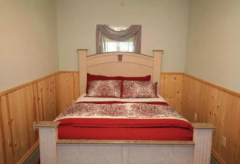 Retkeilymaja Hope's Hideaway, Llc