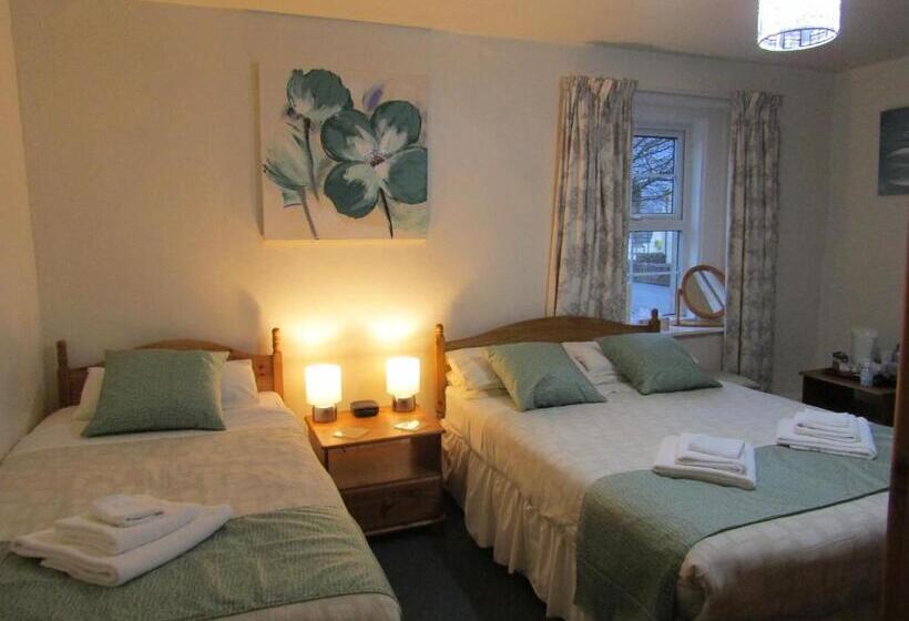 ユースホステル The Belted Will Inn