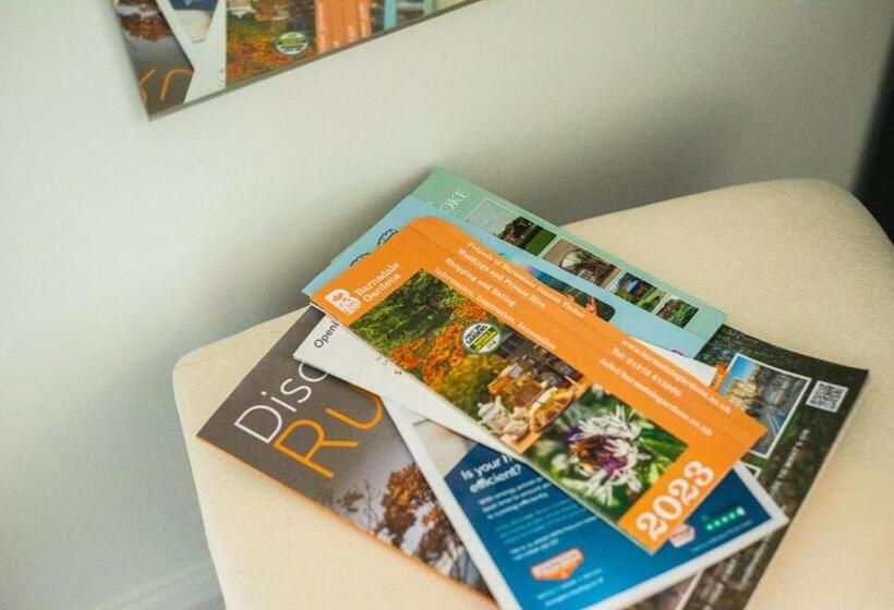 הוסטל The George & Dragon Country Inn