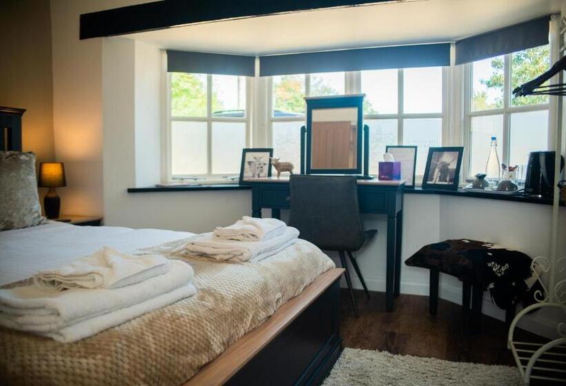 הוסטל The George & Dragon Country Inn