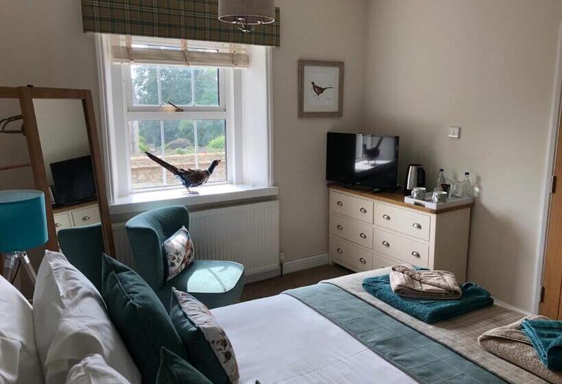 הוסטל The George & Dragon Country Inn