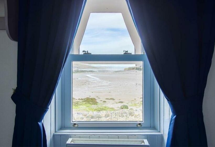 فندق صغير The Harbour Inn