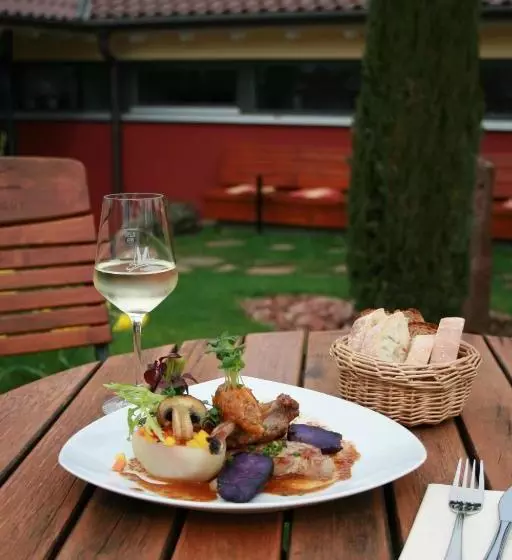 Retkeilymaja Wein Domizil Brennofen