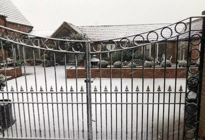 Aamiaismajoitus (B&B) Hunger Barn