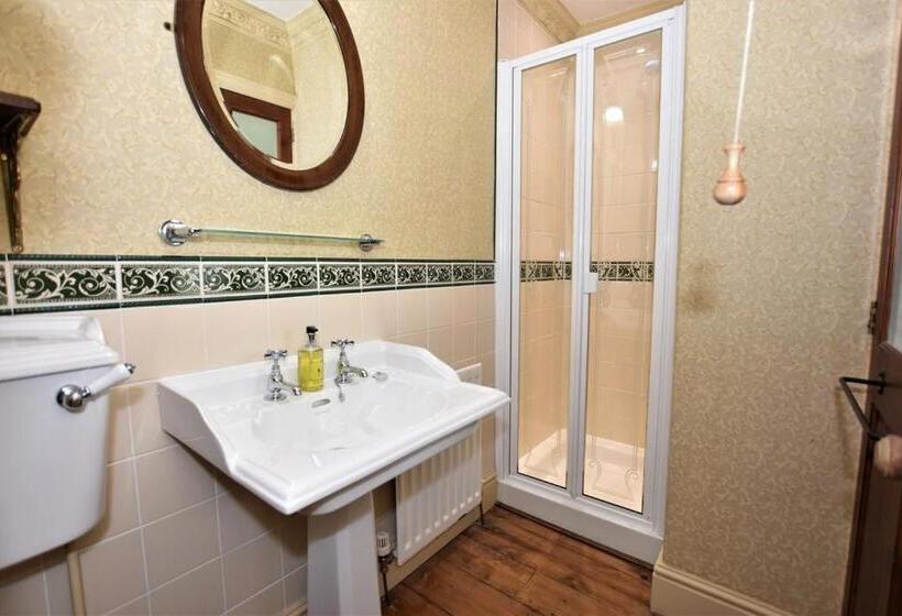 مبيت وإفطار Pomona