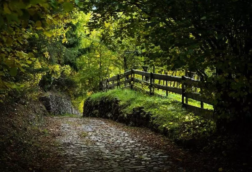 Hostel L Ost   Ostello Di Grumes