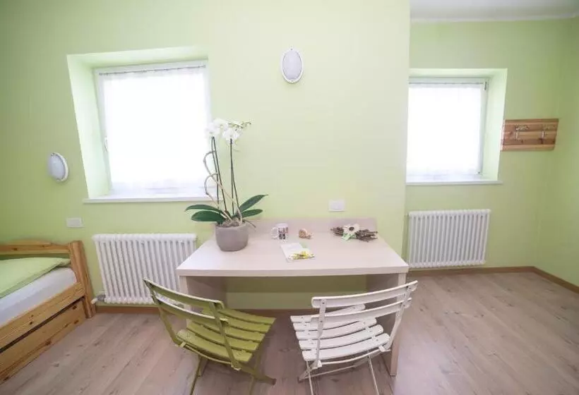 Hostel L Ost   Ostello Di Grumes