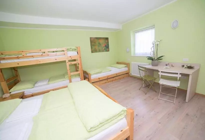 Hostel L Ost   Ostello Di Grumes