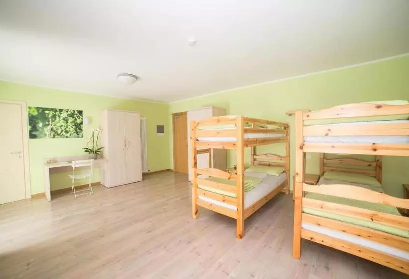 Hostel L Ost   Ostello Di Grumes