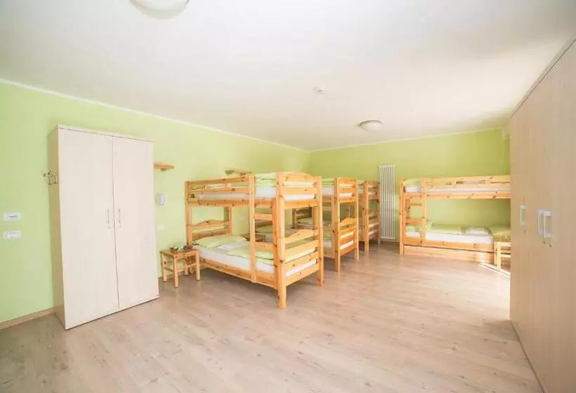 Hostel L Ost   Ostello Di Grumes