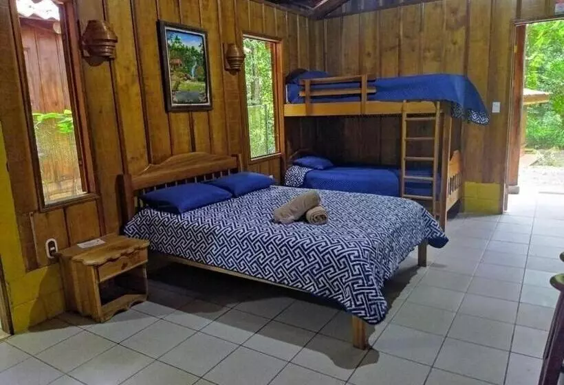 Hotelli Recreo Verde Hot Springs & Spa