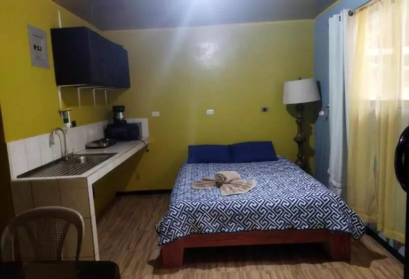 Hotelli Recreo Verde Hot Springs & Spa