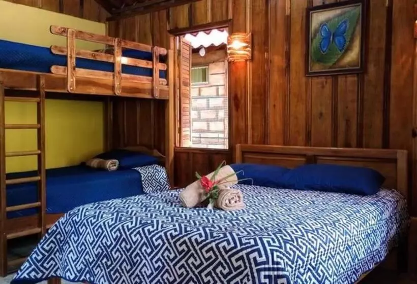 Hotelli Recreo Verde Hot Springs & Spa