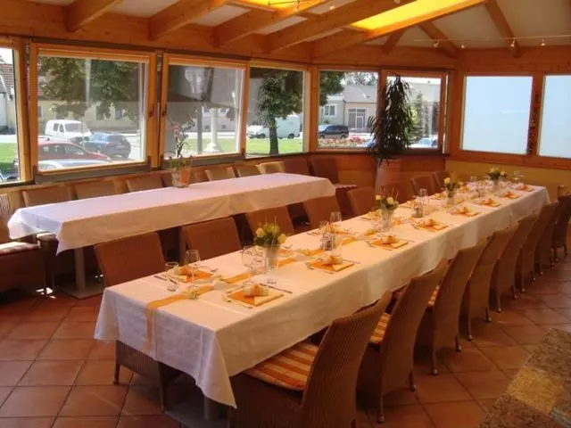Hotelli Restaurant Schweinberger