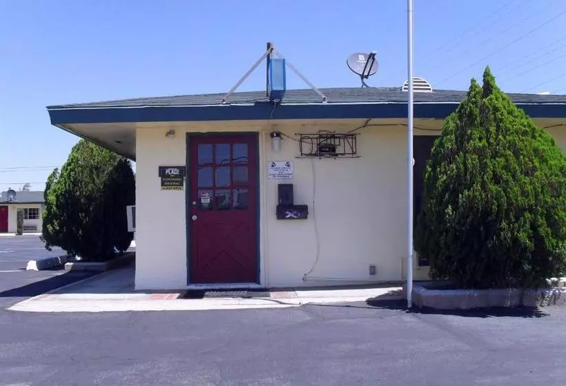 Motelli Budget Inn Of Boron