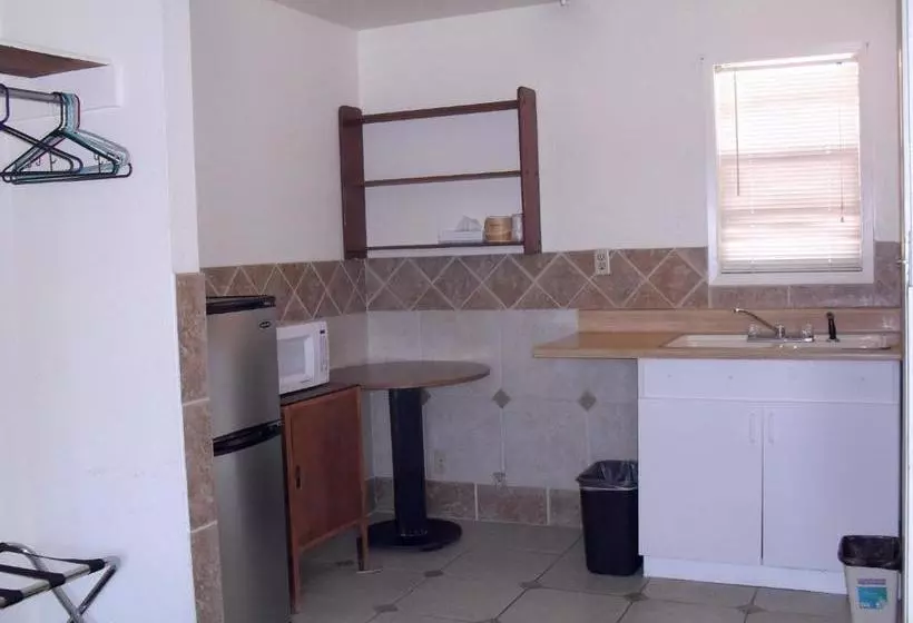 Motelli Budget Inn Of Boron