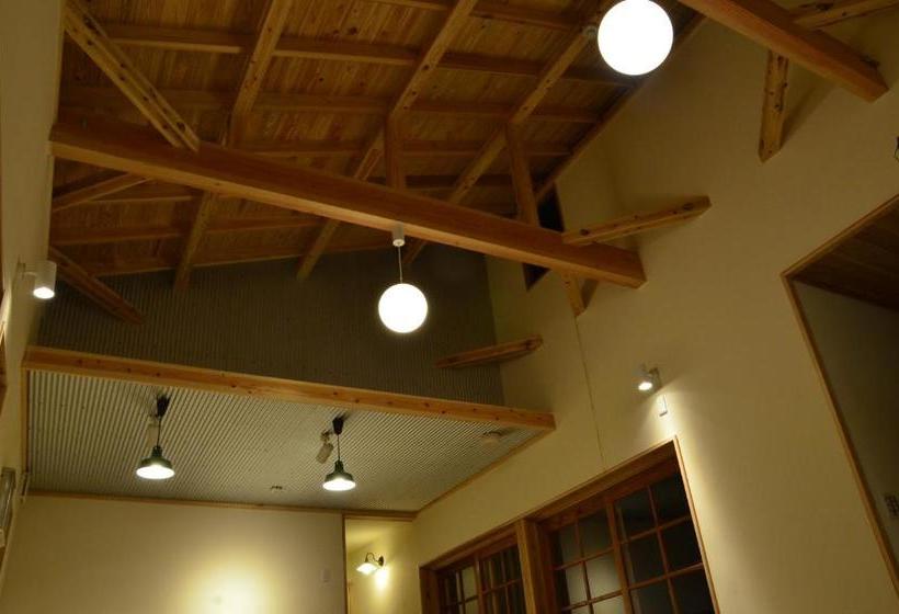 Pensão Goto Backpackers Pole