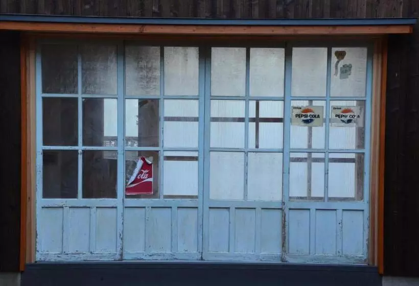 Majatalo Goto Backpackers Pole