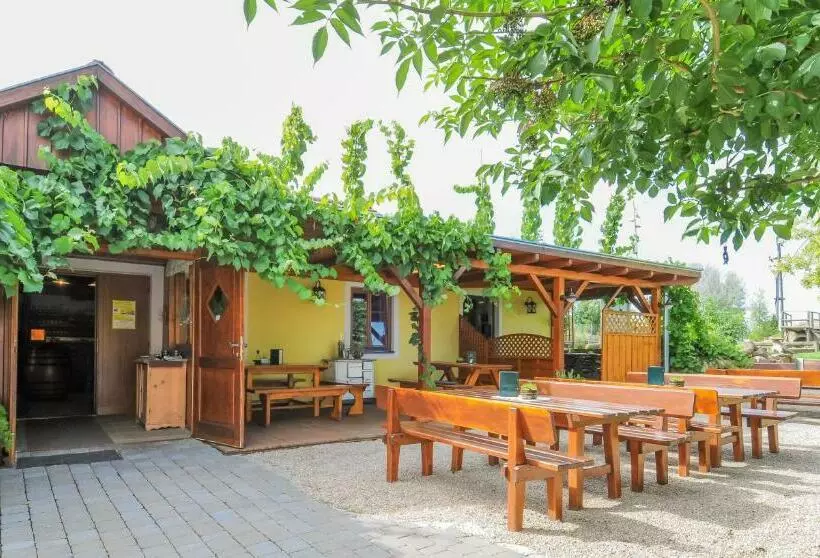 ペンション Gästehaus Wildpert