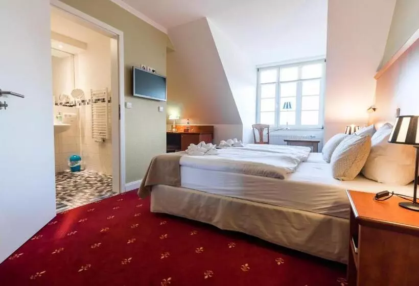 Pension Und Restaurant Gutshaus Kaltenhof