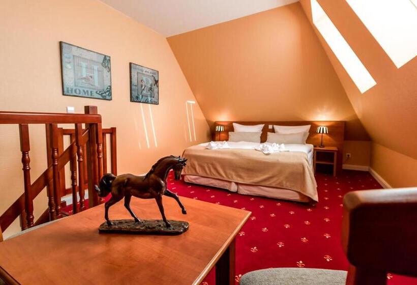 Pension Und Restaurant Gutshaus Kaltenhof