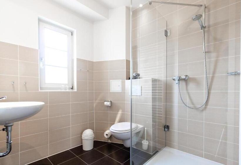 Pension Und Restaurant Gutshaus Kaltenhof