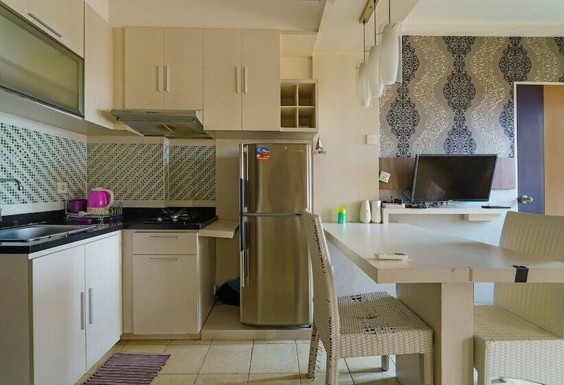 הוסטל Collection O 1453 The Edge Apartment Cimahi By Kamarku